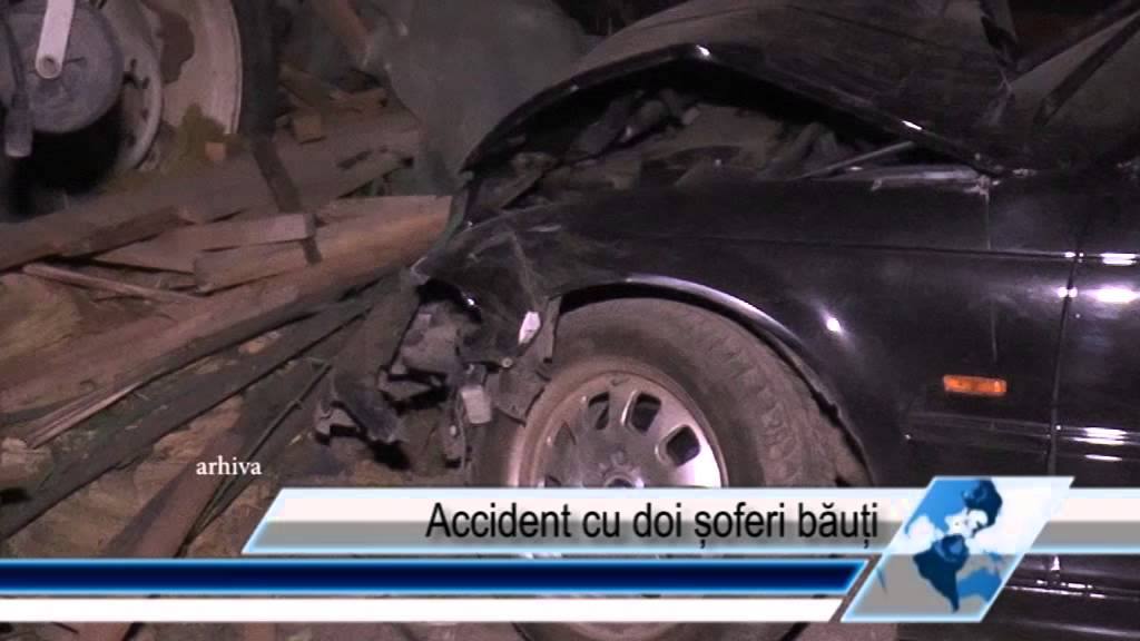 Accident cu doi șoferi băuți