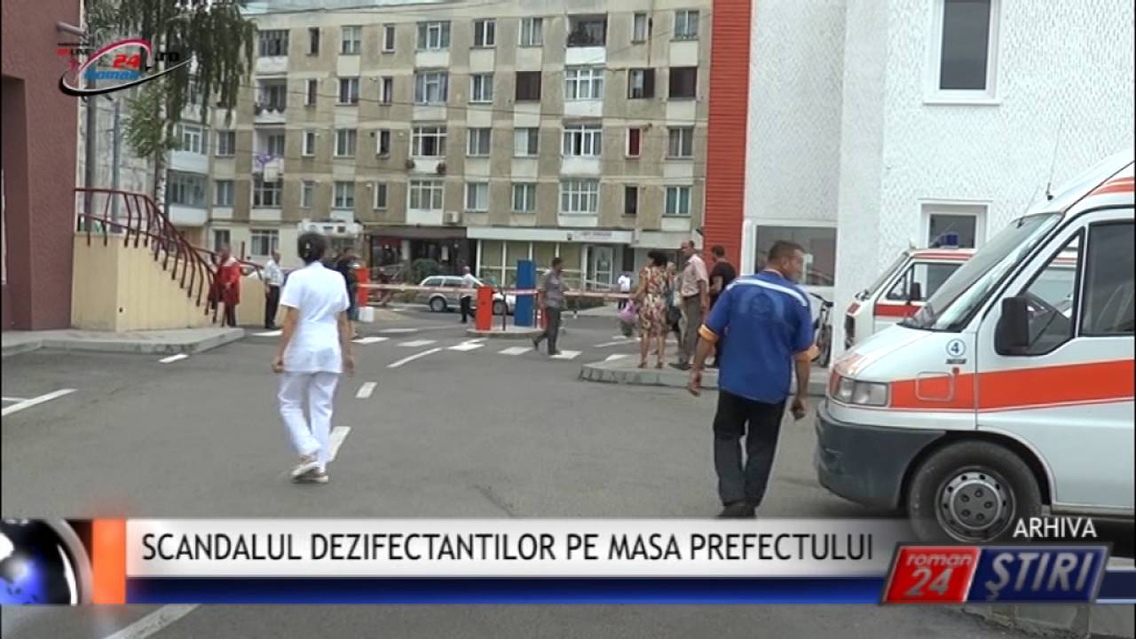 SCANDALUL DEZIFECTANTILOR PE MASA PREFECTULUI
