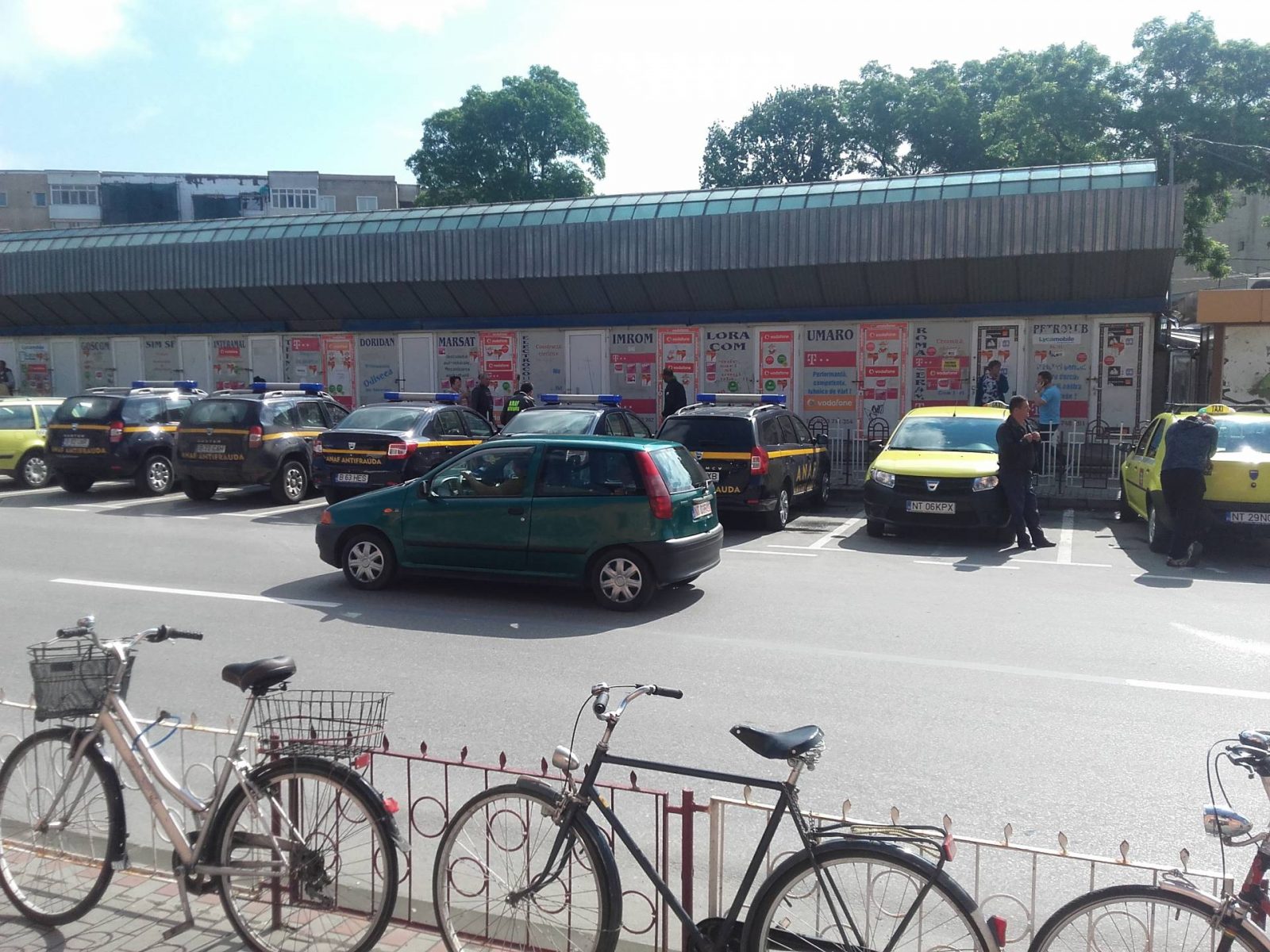 roman24 Descinderi fara precedent ale ANAF in Piata Centrala Roman