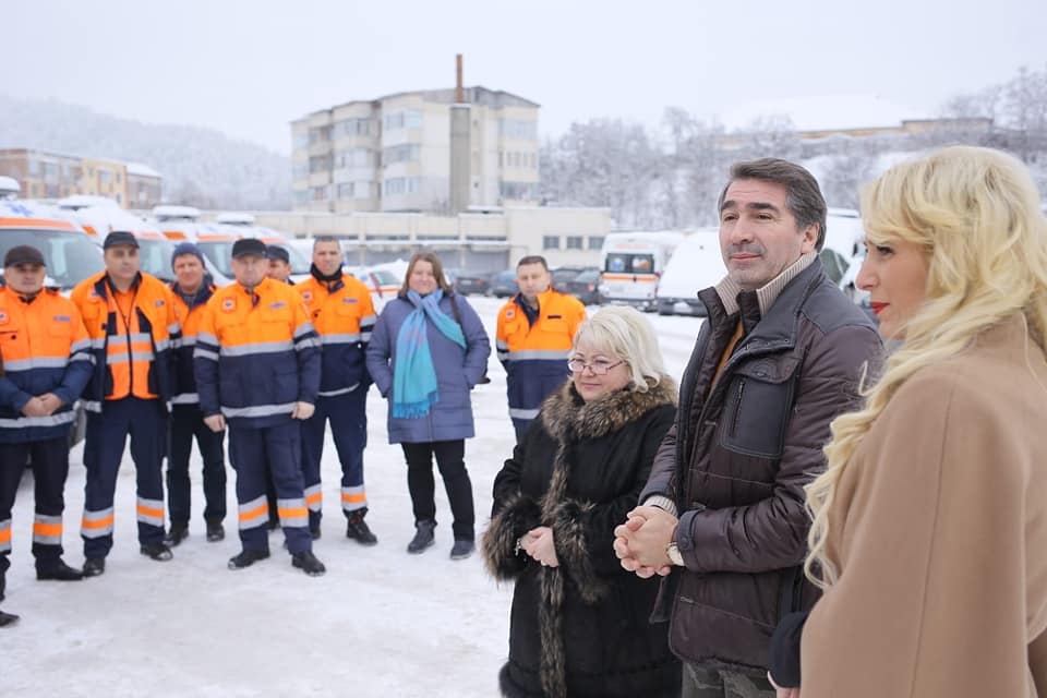 48423318_2069312723158047_5111411201393295360_n