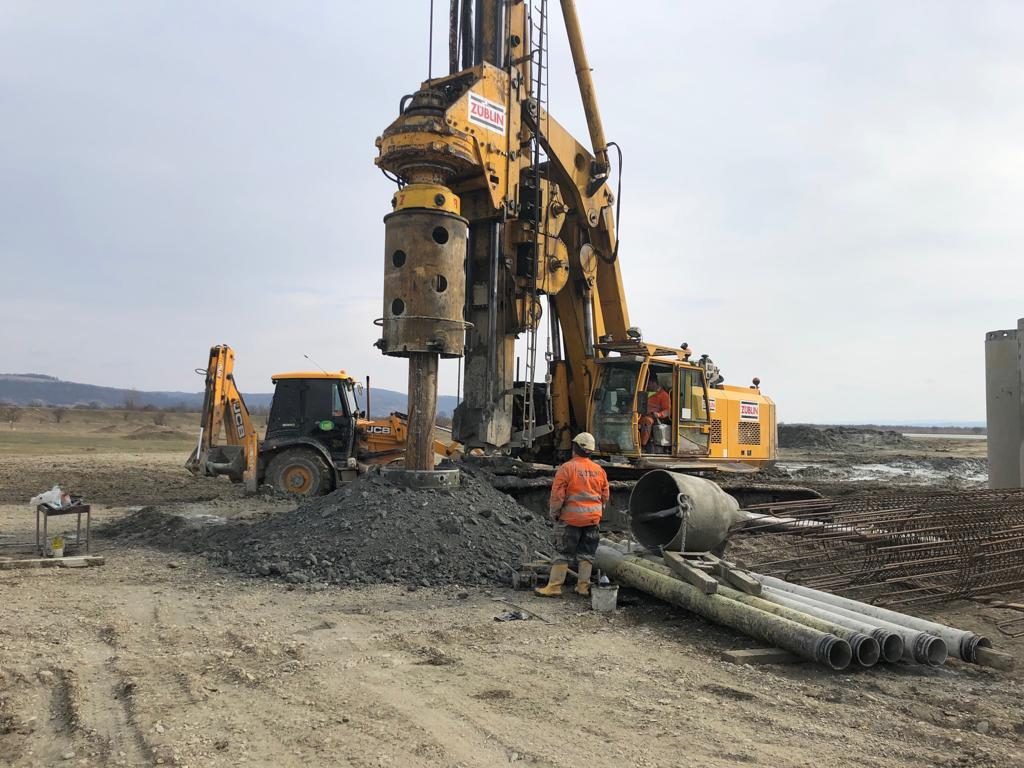 53824255_788015121580379_7703366940248506368_o