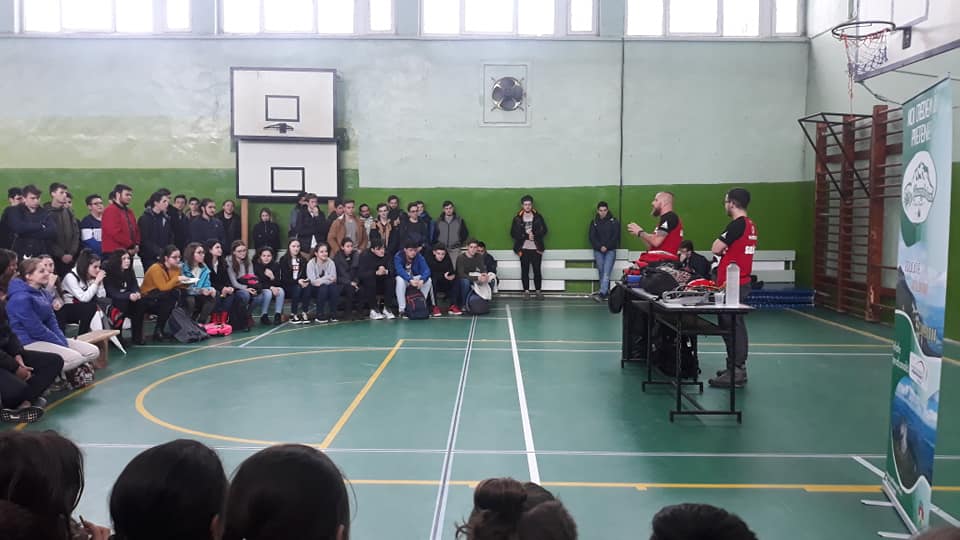 57355470_2270873289637365_177400488835153920_n