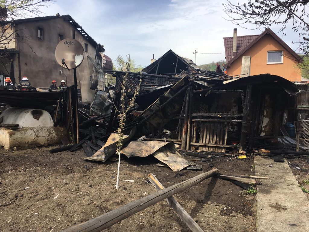 b78f6a13-de3a-4acb-9184-7d7c624f47b5