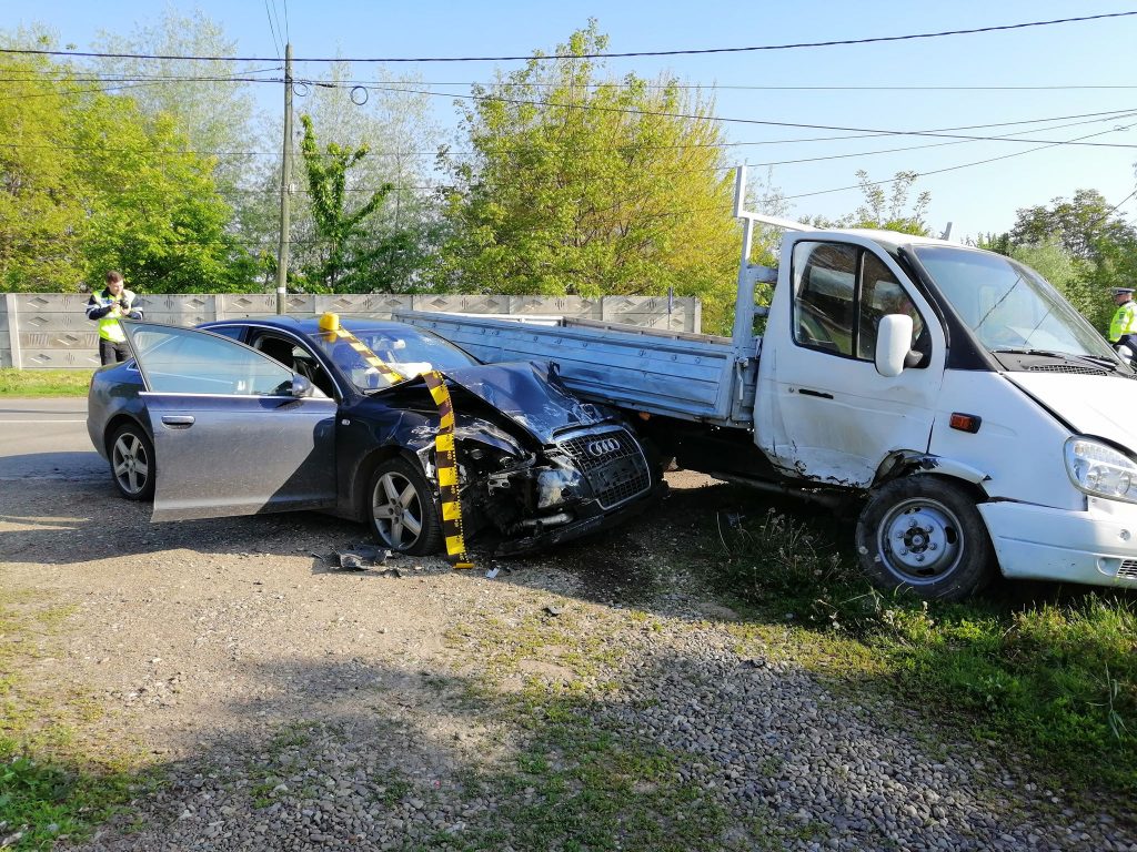 60269959_2320472661557776_2384227622654574592_n