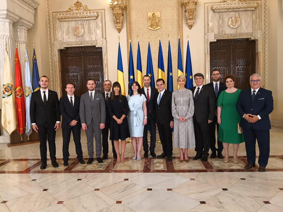 62383714_2252472094873112_8216589826741239808_n