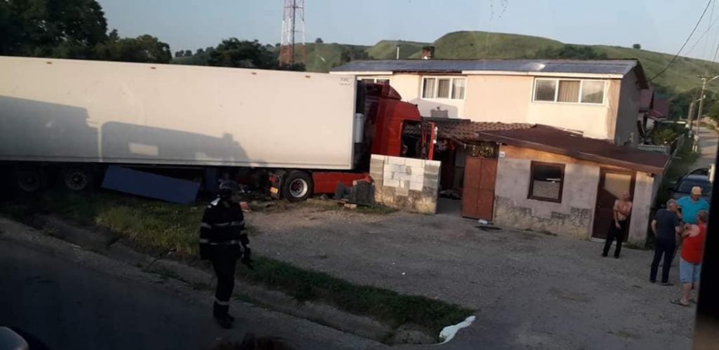 64404831_846485369066687_4156220872878718976_o