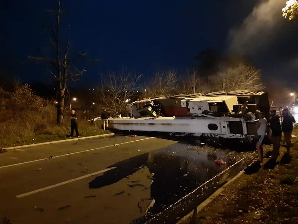 72162524_956344648080758_1391256425342173184_n