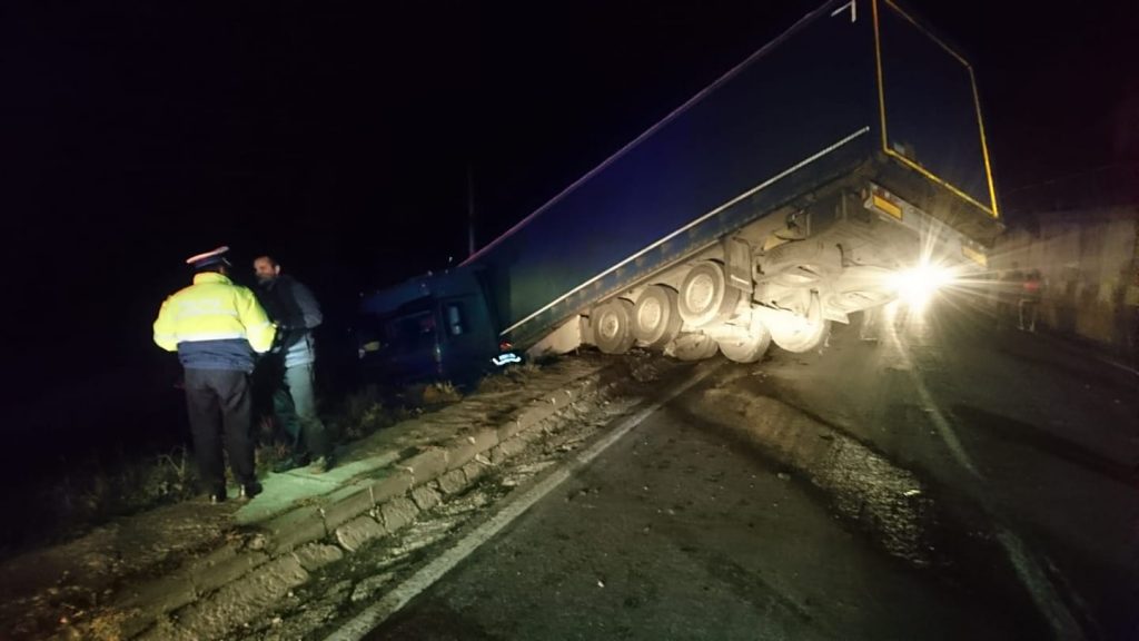 77404962_963481557367067_853091199177719808_o