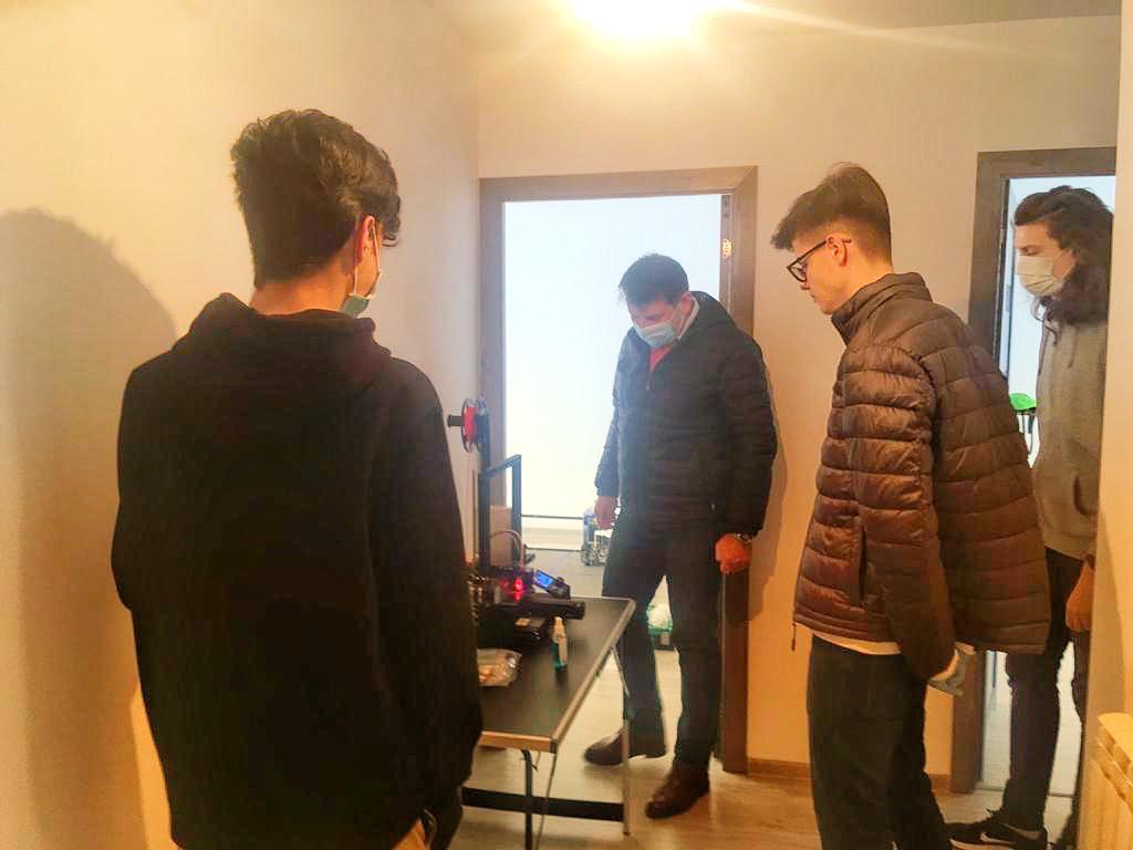 92422122_856123628133205_5506659054321139712_o