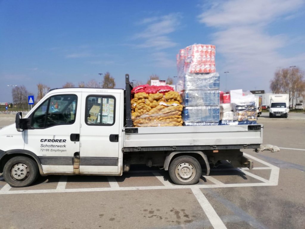 93648959_2636112640041904_860457982918393856_o