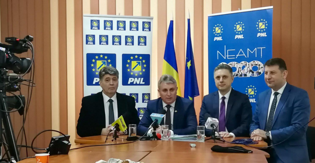 2020-04-15 at 16-25-52