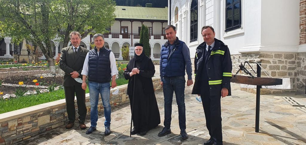 95542084_2674141219524245_7924469928206270464_o