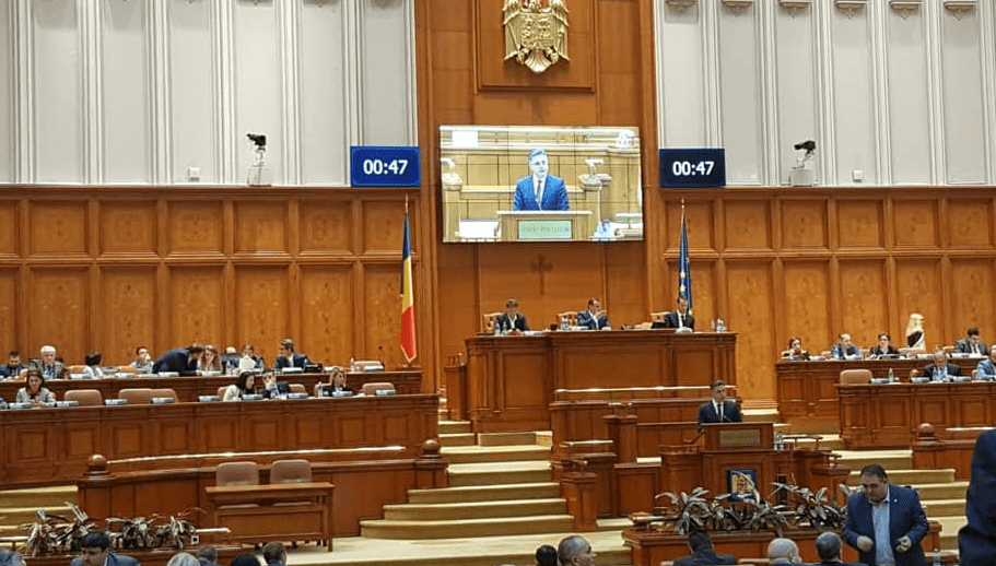 2020-05-06 at 18-28-33