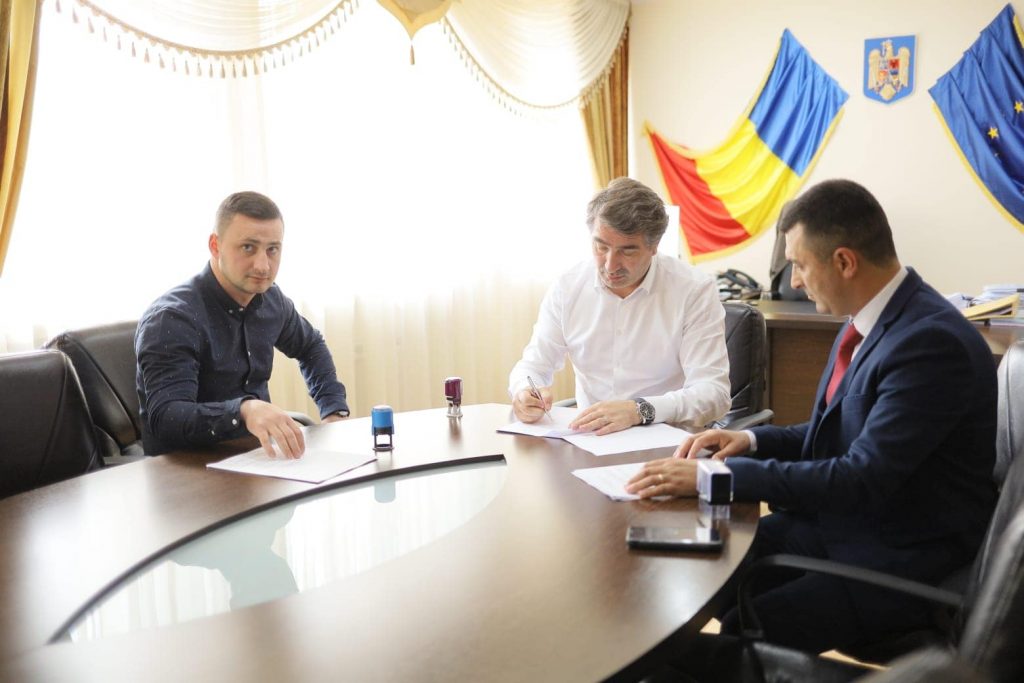 96361857_2500577396709602_2452539494109282304_o