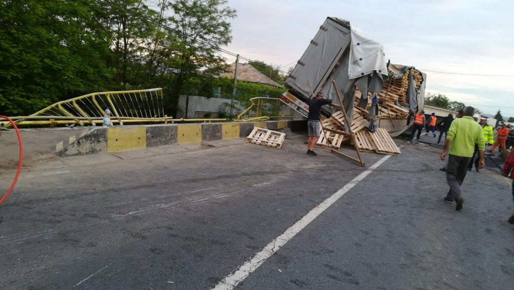 101986602_1121405468241341_114519380187938816_o