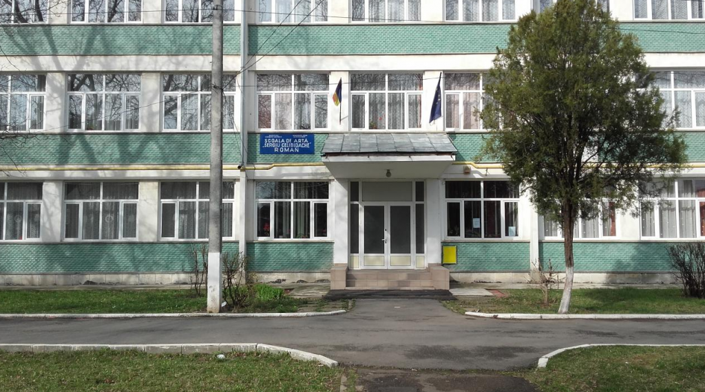 scoala de arta roman