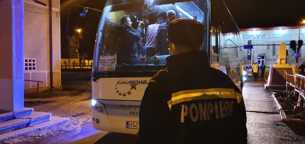 fb5d2158-9caf-45b1-b5de-1fd3a8ba3bc8