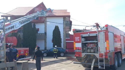 Incendiu la motelul Castelul Roșu din Tețcani