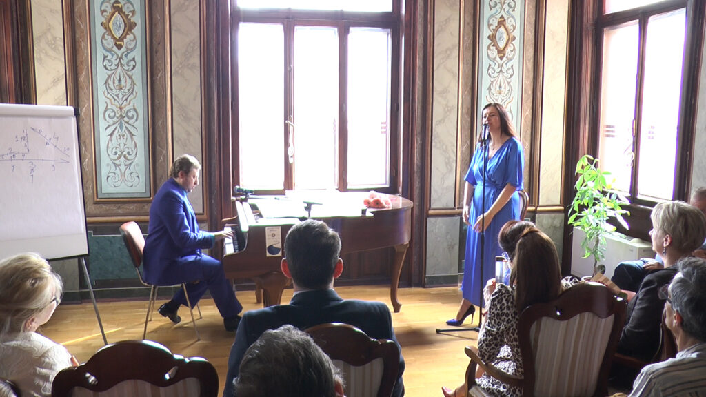 P1043250.00_27_45_24.Still001