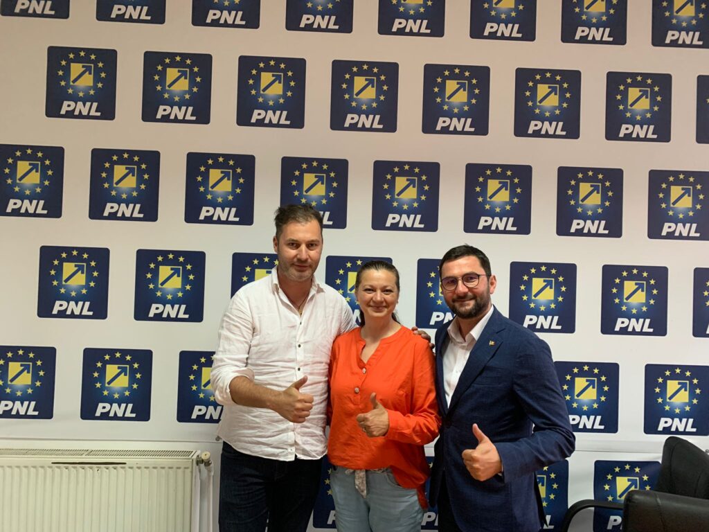 22fdae95-daf9-4726-aae4-dffc6c551c1b