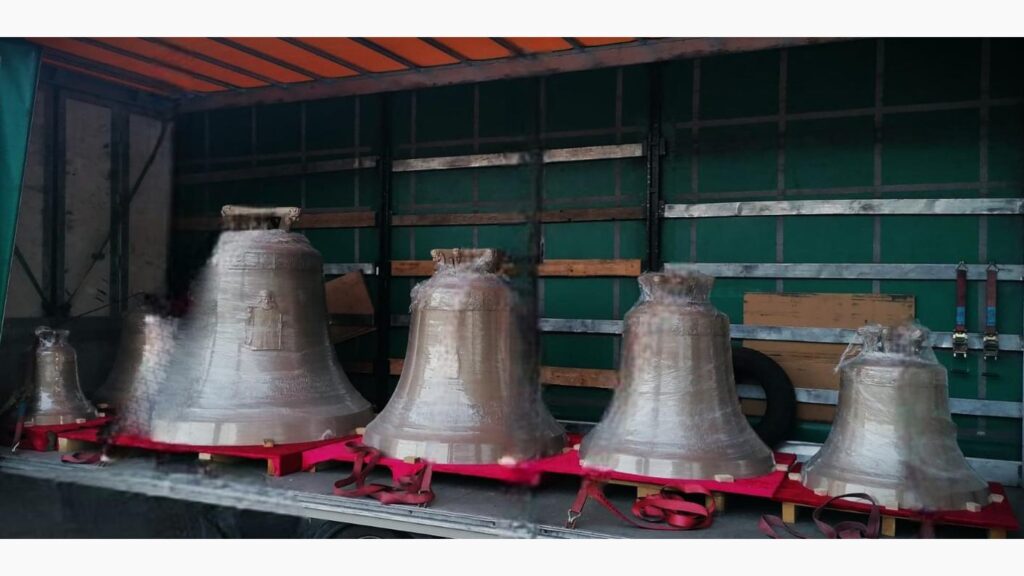 clopote-pentru-catedrala-din-roman_site