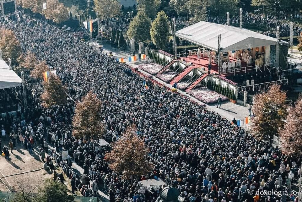 387870342_2415671665302912_1928556600221997986_n