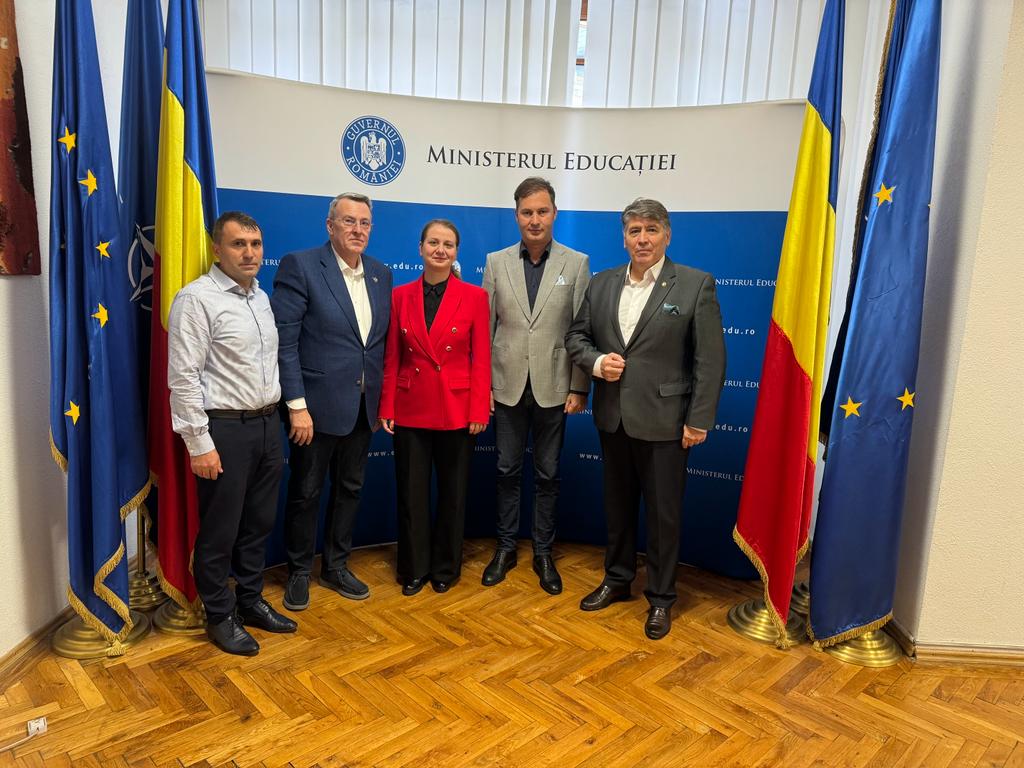 b5213e05-89c0-48a9-9932-94bdd50eaf0d