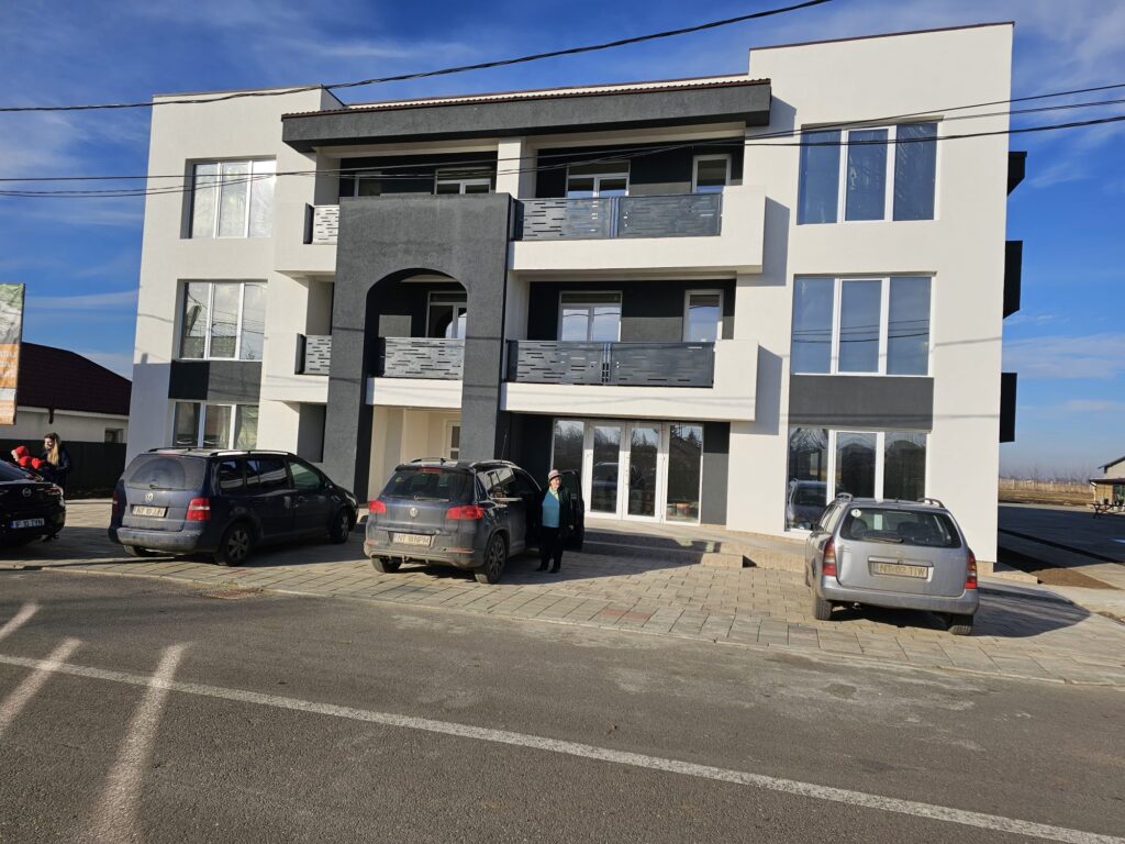 d396fa63-4166-4581-af61-d81e89e92cfa