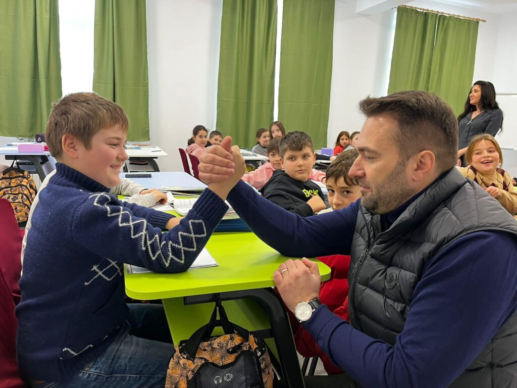 419650575_420566467310425_1052724467051705217_n