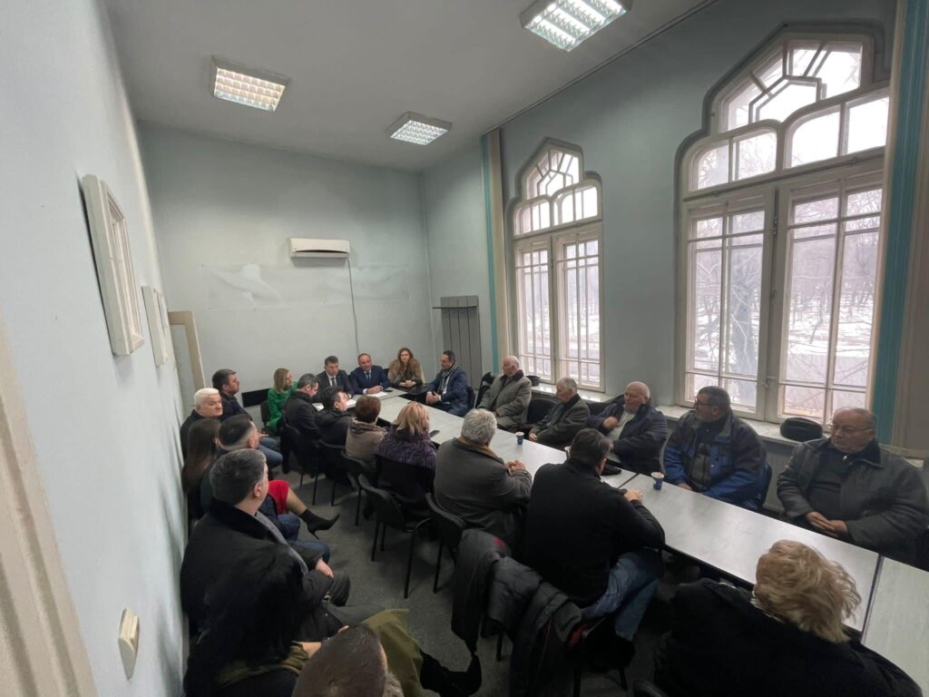 422935639_887979263337073_1831675380576139712_n