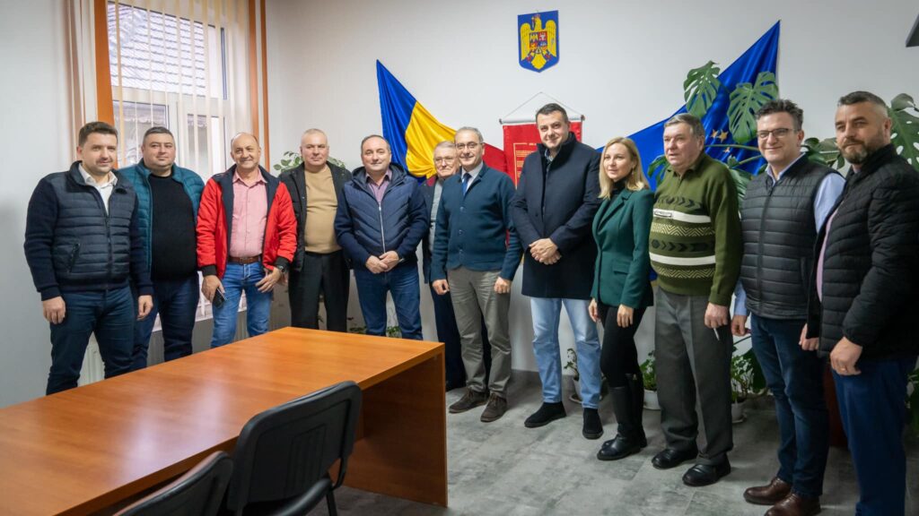 422010041_901577611977238_5403911230252970910_n