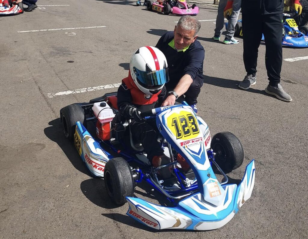 438833062_932851938843183_3097773823192351420_n