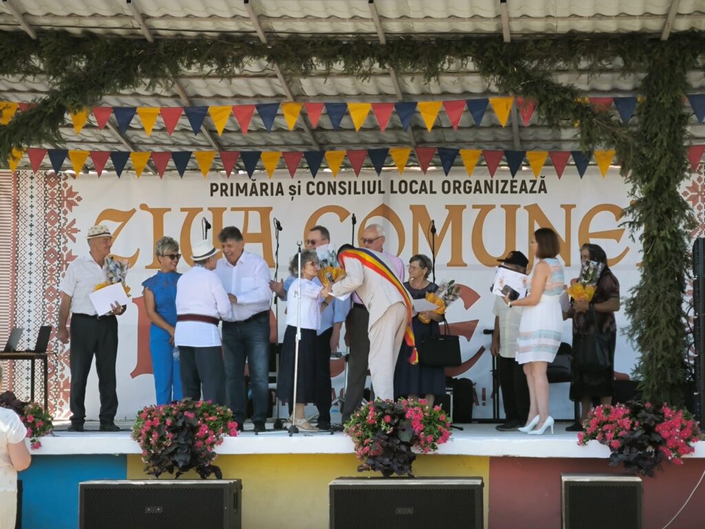 3a20cb49-c8c0-457a-90c6-25c720d7dd9f