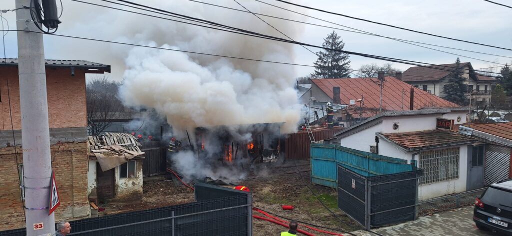 a4ad4c18-021e-4d21-944f-8f84391b95dd