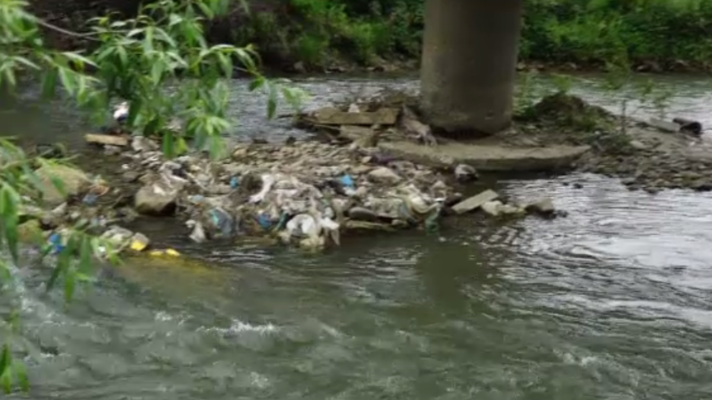 deversare rau moldova