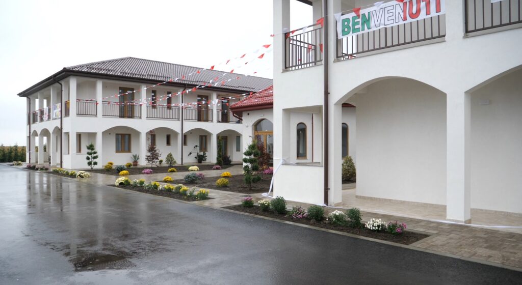 azil batrani pildesti