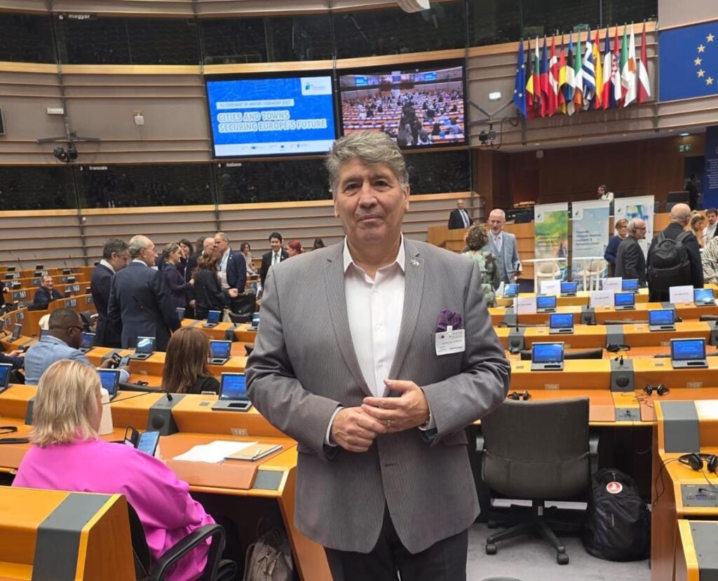 ed2c583a-ee1c-491e-b645-311bbb7f3369