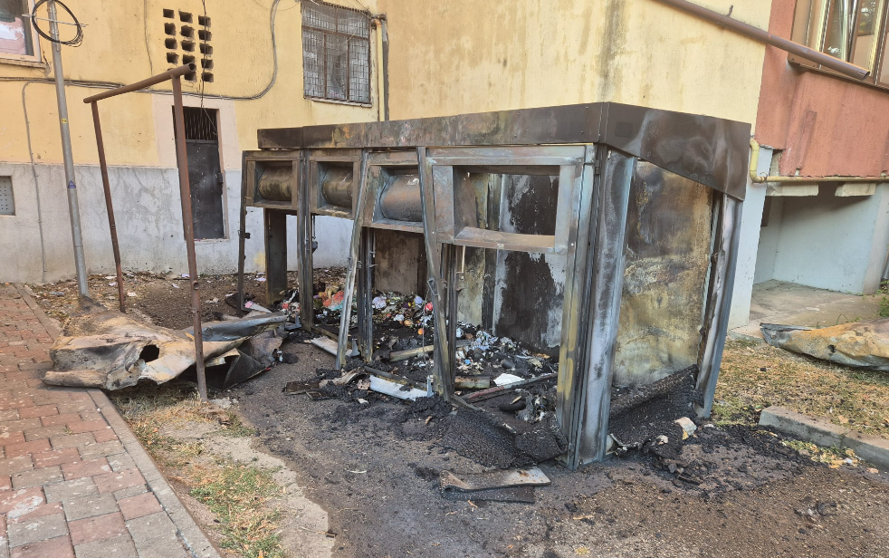 incendiu gunoi